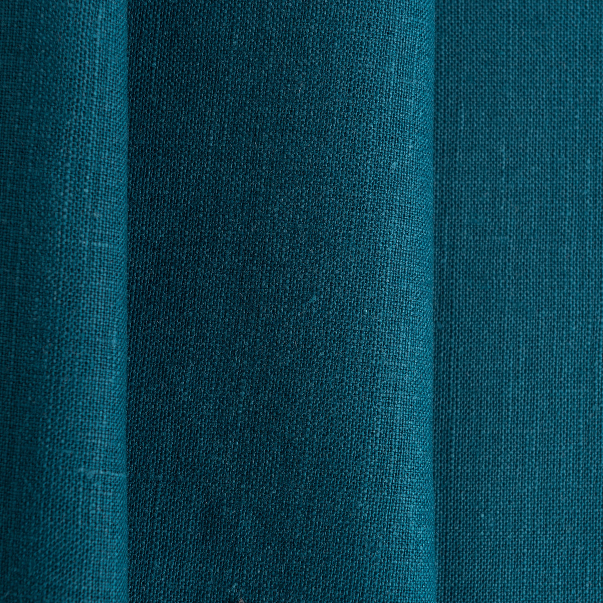 Color: Peacock