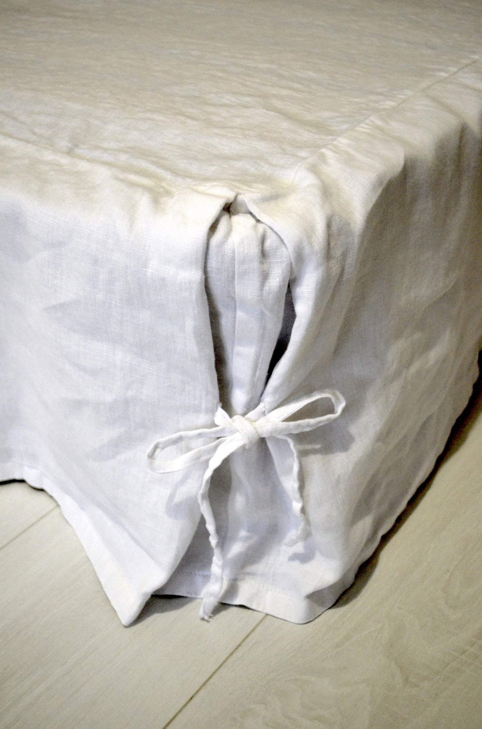 Linen Bed Valance