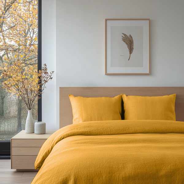 Plain Dyed Mustard beddengoedset 240 x 220 50 x 85 cm (2) witte