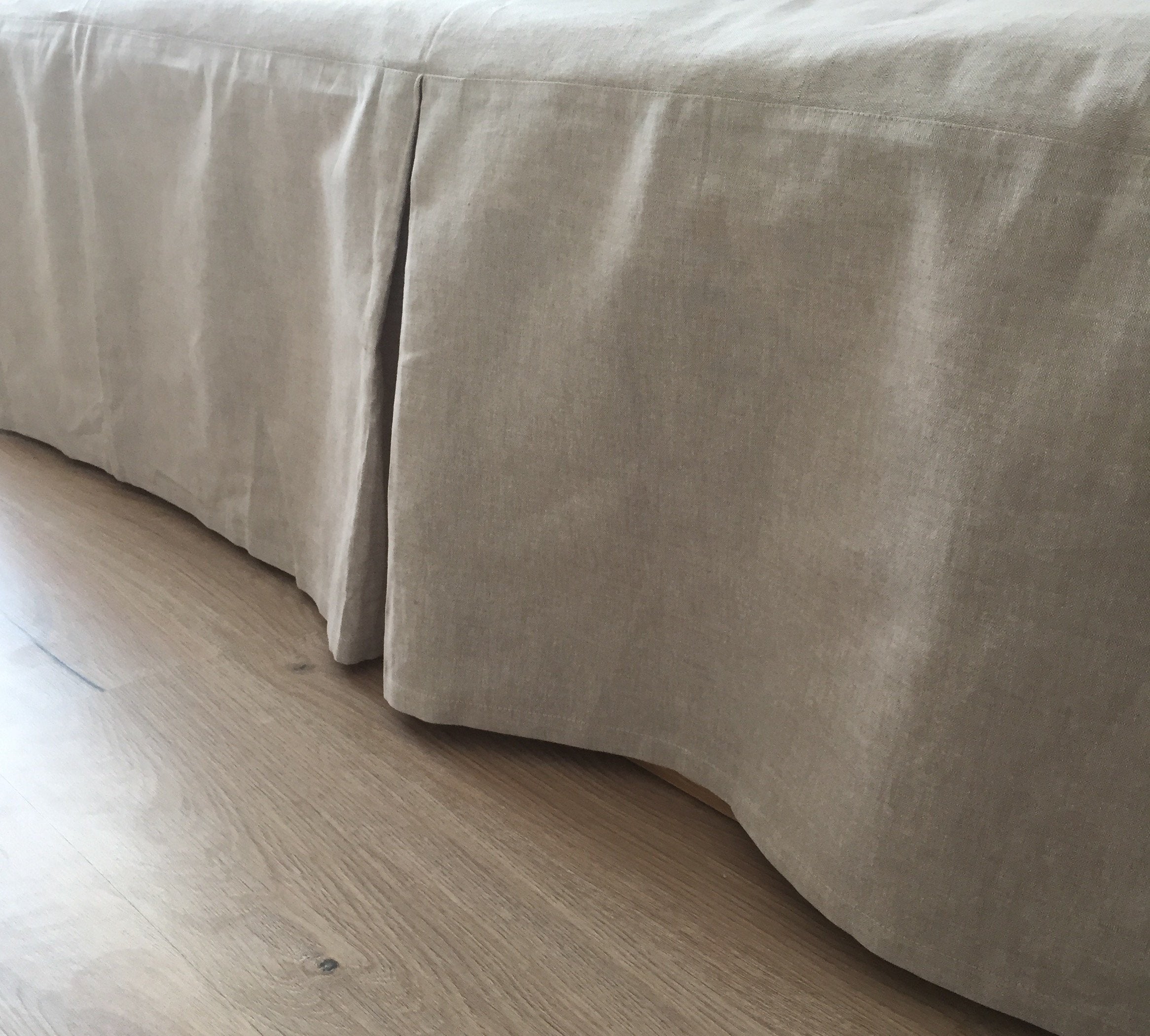 Linen bed outlet skirt uk