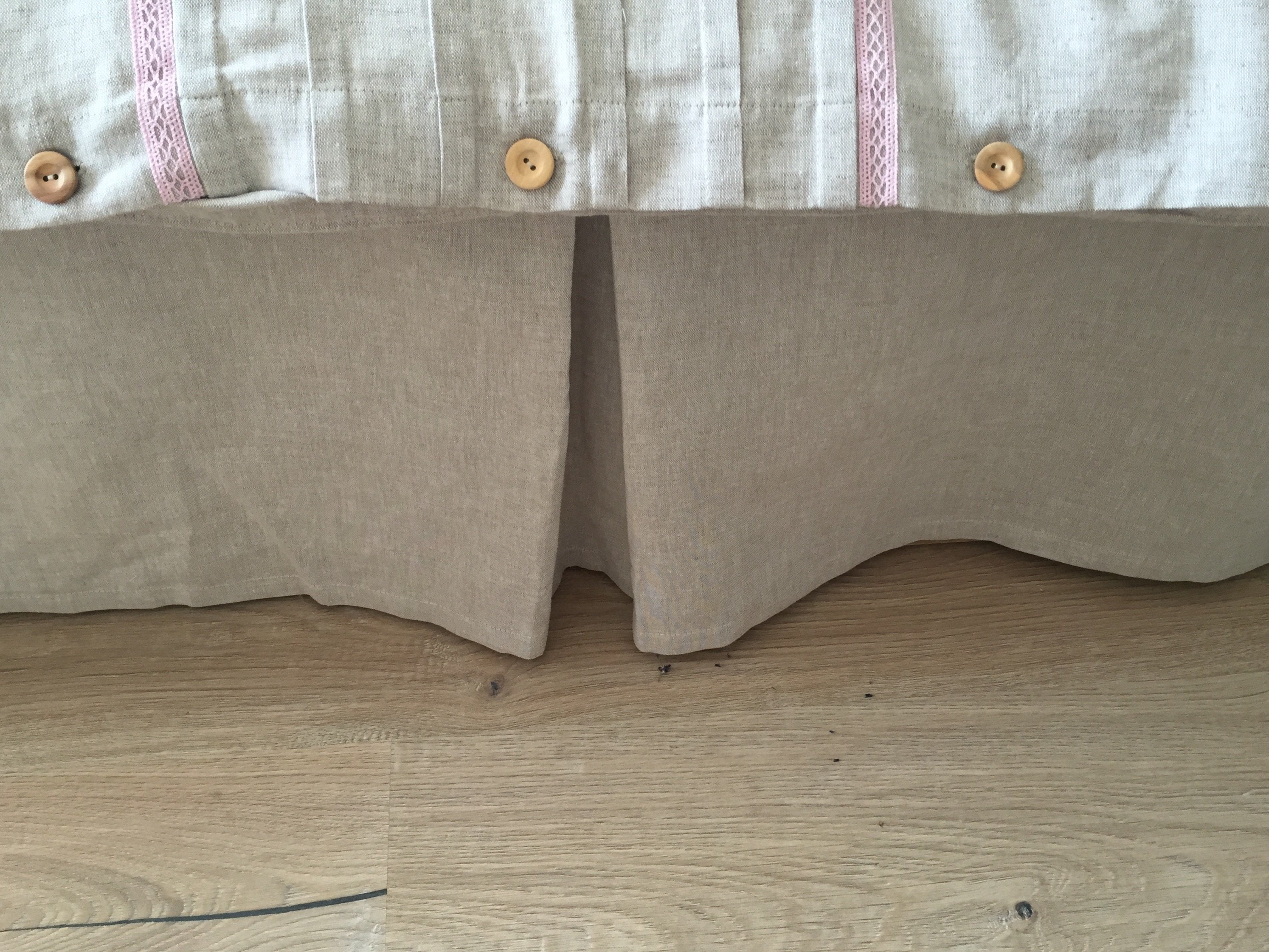 Linen bed skirt clearance king